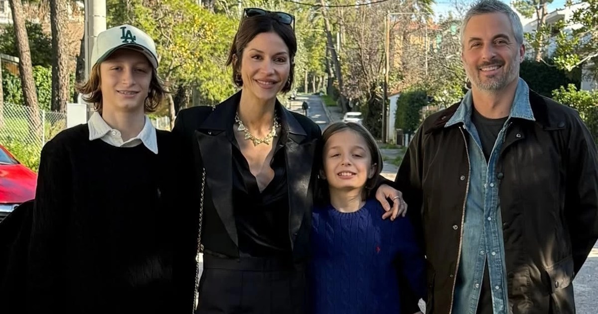 Σοφία Καρβέλα | "Η πρώην γυναίκα μου με πήγε για σούσι για να κοιτάζει φωτογραφίες άλλων" - εικόνα 2