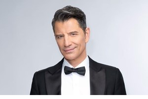 Biased Beast | Ποιος είναι ο νικητής της πρεμιέρας του "YFSF" που εντυπωσίασε με την εμφάνισή του - Το πραγματικό όνομα, η ζωή στο εξωτερικό & η drag περσόνα - εικόνα 2