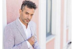 Γιώργος Χρανιώτης | Κρατάει αγκαλιά το νεογέννητο μωρό του στην πιο τρυφερή φωτογραφία