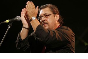 Μαρία Κλάρα Μαχαιρίτσα | Παντρεύεται στο αγαπημένο νησί του μπαμπά της 6 χρόνια μετά τον θάνατό του