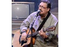 Μαρία Κλάρα Μαχαιρίτσα | Παντρεύεται στο αγαπημένο νησί του μπαμπά της 6 χρόνια μετά τον θάνατό του - εικόνα 4