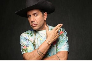 Σε δημόσια ψυχιατρική κλινική εισήχθη ο Γιώργος Μαζωνάκης