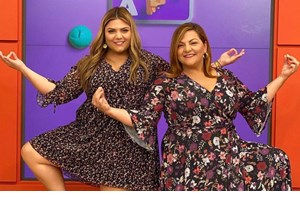 Δανάη Μπάρκα | Το ξέφρενο πάρτυ έκπληξη από τα αγαπημένα της πρόσωπα με αφορμή τα γενέθλιά της - εικόνα 2