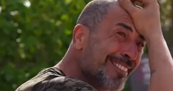 Survivor – Βαλάντης | Σε άθλια ψυχολογική κατάσταση – Έφτασε με κλάματα στο ξενοδοχείο (Βίντεο)