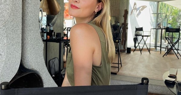 Η Ισμήνη Παπαβλασοπούλου υιοθέτησε το πιο chic κούρεμα του καλοκαιριού