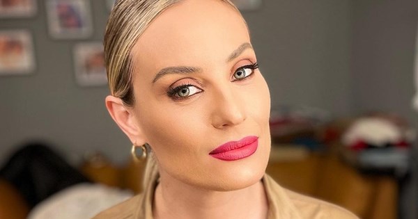 Ελεονώρα Μελέτη | Το elegant χτένισμα που επέλεξε για τον γάμο-έκπληξη με τον Θοδωρή Μαροσούλη