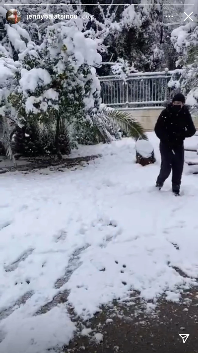 Τζένη Μπαλατσινού | Στα χιόνια με τον γιο της (pics)