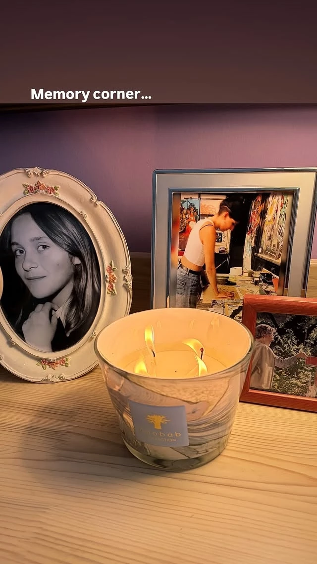 Η "γωνιά" αναμνήσεων στο σπίτι της Μάρας Ζαχαρέα