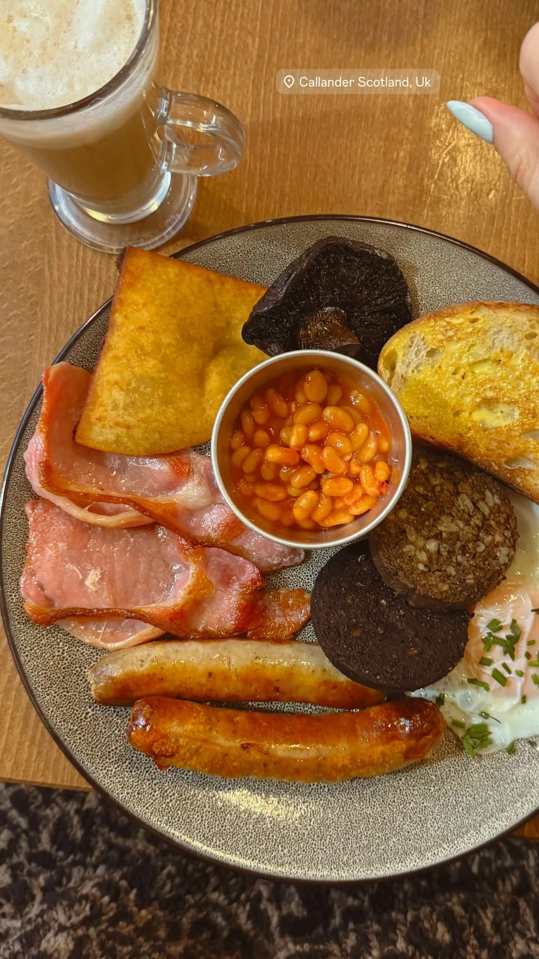 Το σκωτσέζικο πρωινό της Εβελίνας Νικόλιζα