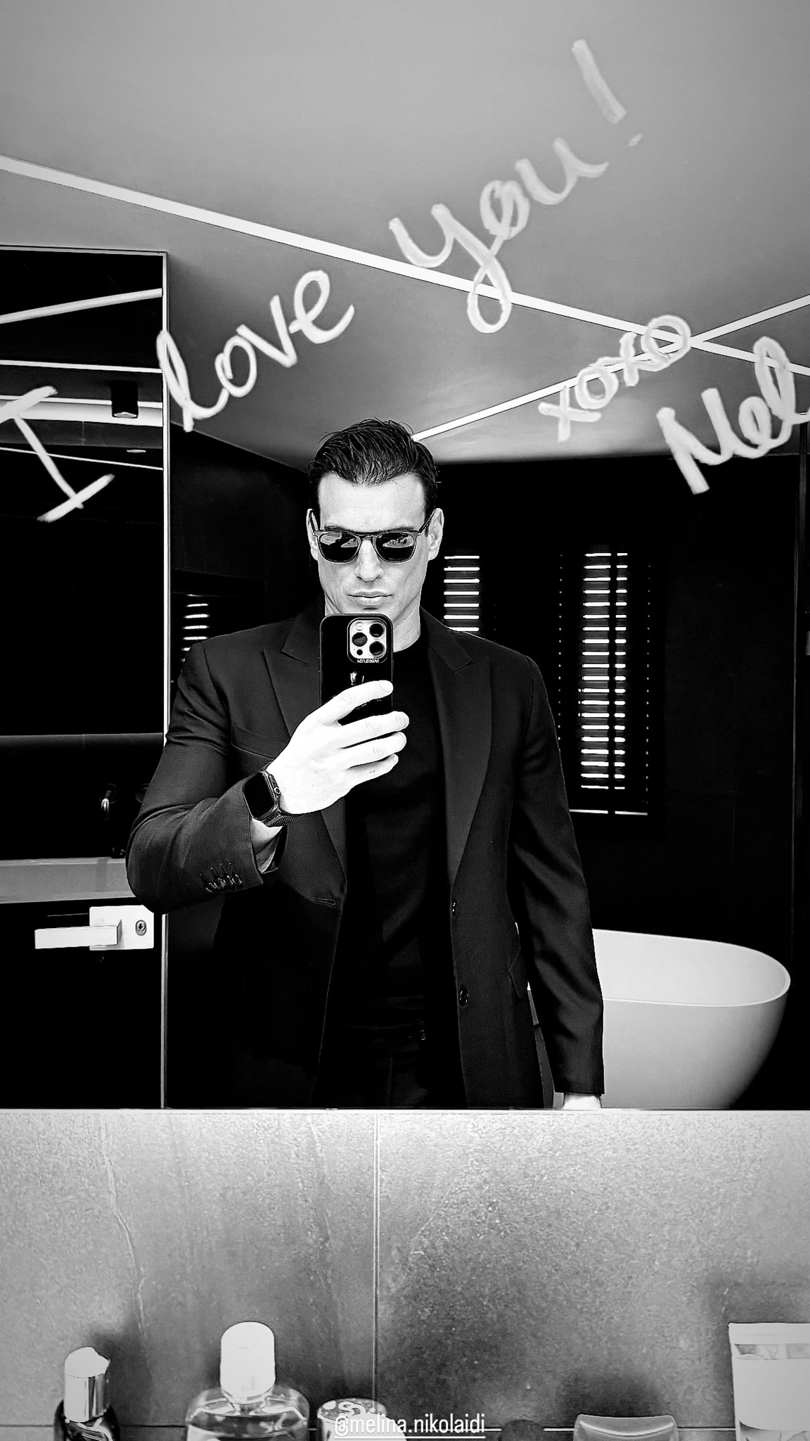 Μελίνα Νικολαΐδη | Για φαγητό σε διάσημο ιταλικό στέκι στο Ψυχικό - Η απρόσμενη έκπληξη στον Δημήτρη Φιντιρίκο