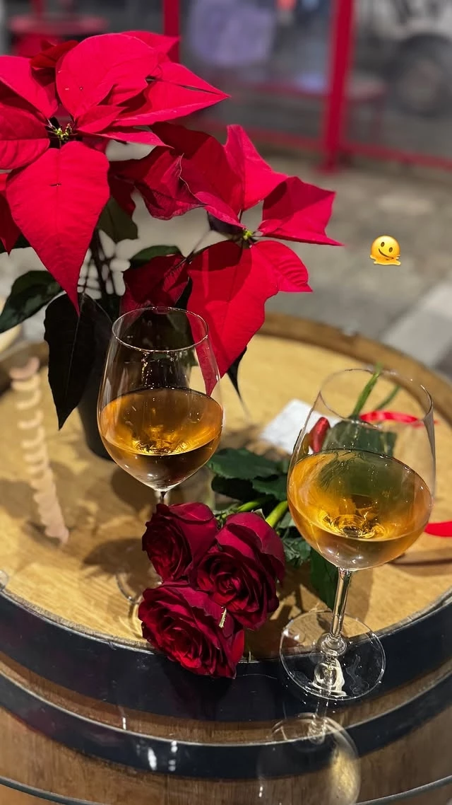 Η Δανάη Μπάρκα σε ρομαντική βραδιά με τον σύντροφό της