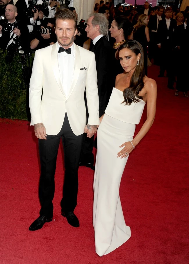 Ηappy B-Day Victoria Beckham | Θυμόμαστε 10 iconic fashion στιγμές της - εικόνα 7