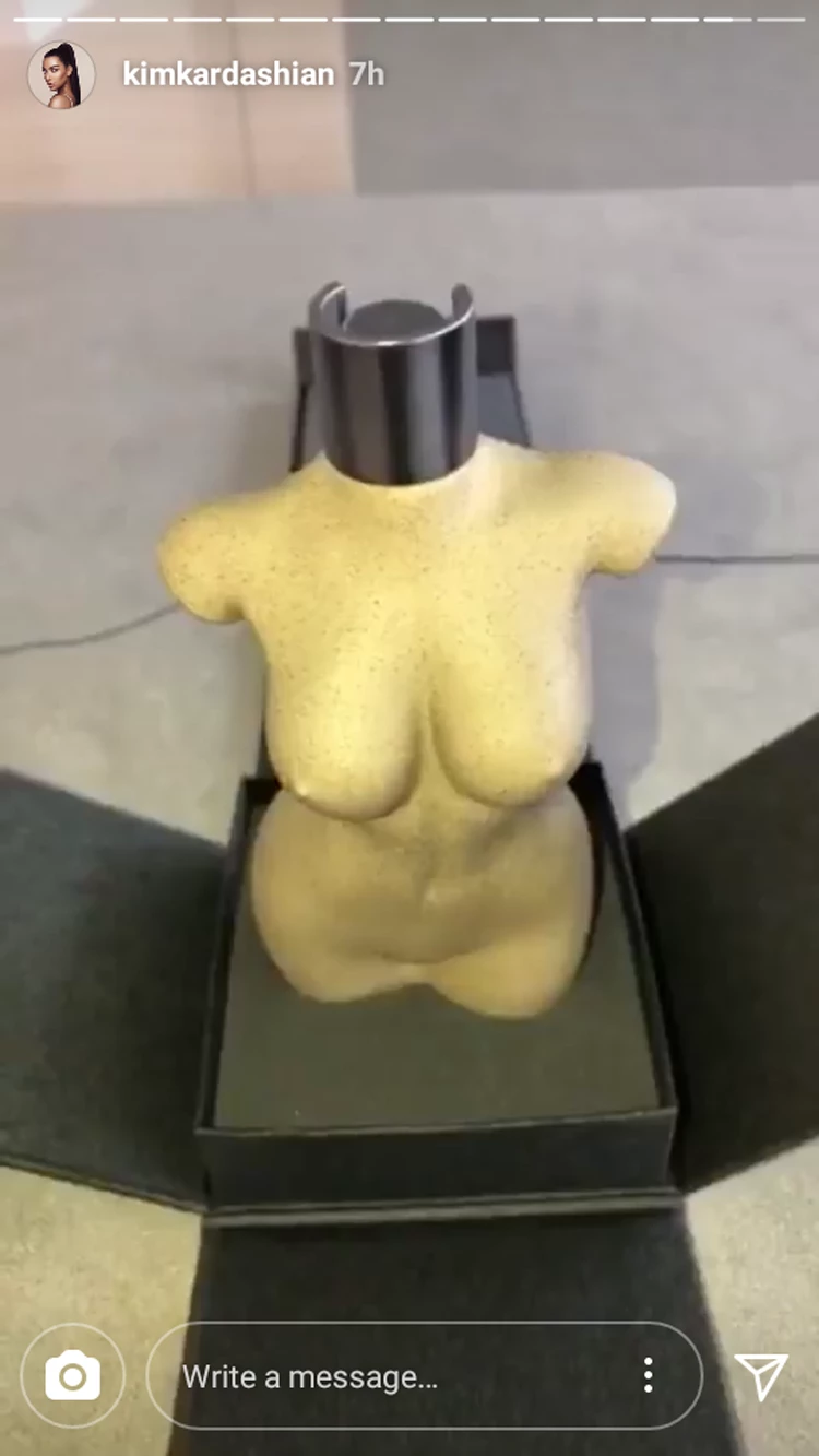 Η Kim Kardashian λανσάρει 3 νέα αρώματα και δεν θα πιστεύεις από που εμπνεύστηκε αυτή τη φορά!