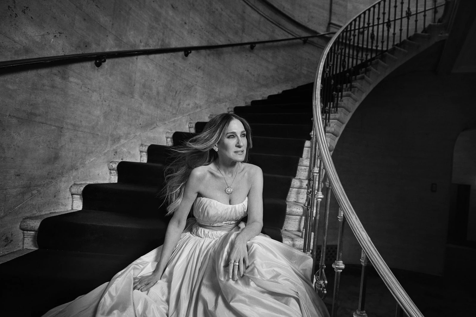 Η Sarah Jessica Parker ζητάει 6 εκατ. δολάρια από εταιρεία κοσμημάτων - εικόνα 2