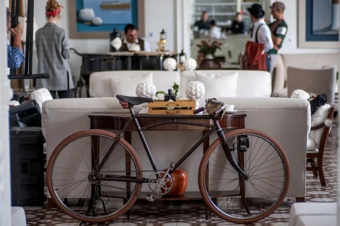 Η ρετρό αισθητική του Tweed Run επέστρεψε στις Σπέτσες για 5η χρονιά - εικόνα 4