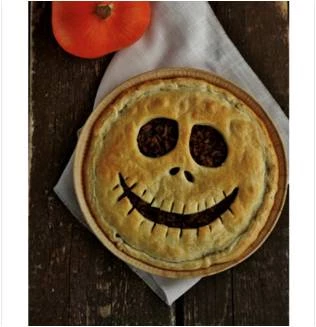 Γιόρτασε το Halloween με το έξτρα spooky Celebration Box της Aria Fine Catering