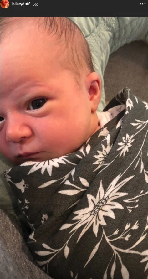 H Hilary Duff γέννησε και ήδη μοιράστηκε την πρώτη φωτογραφία της κόρης της! - εικόνα 2