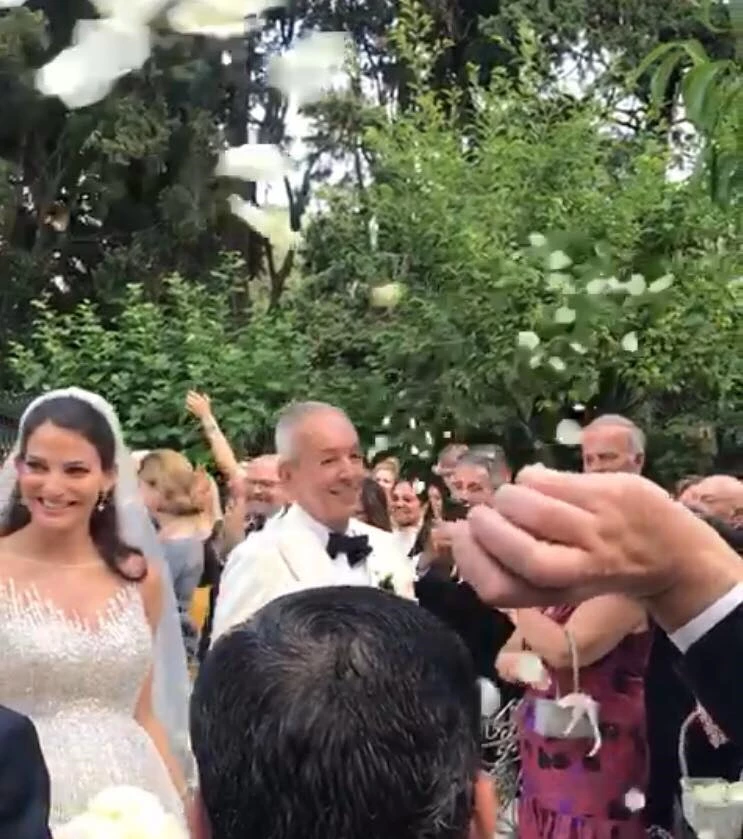 Γιάννης Κούστας - Δήμητρα Μέρμηγκα | Το love story του 65χρονου εφοπλιστή με την 29χρονη, ο γάμος και η βάφτιση της κόρης τους - εικόνα 2