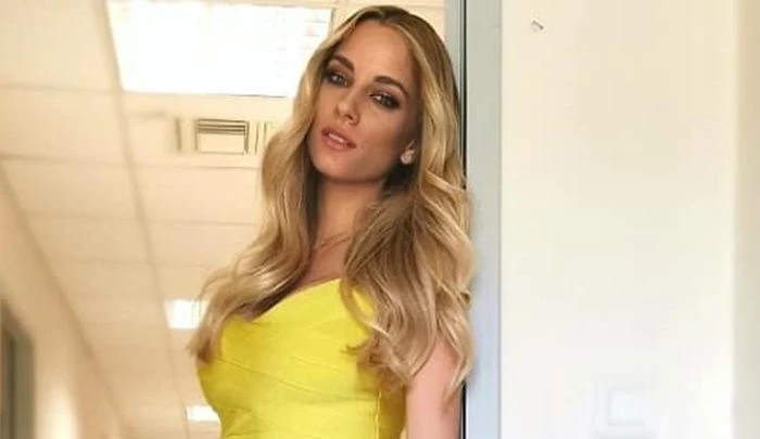 Η Δούκισσα Νομικού φόρεσε το τέλειο κοστούμι για την άνοιξη | Πάρε ιδέες από το look της - εικόνα 6