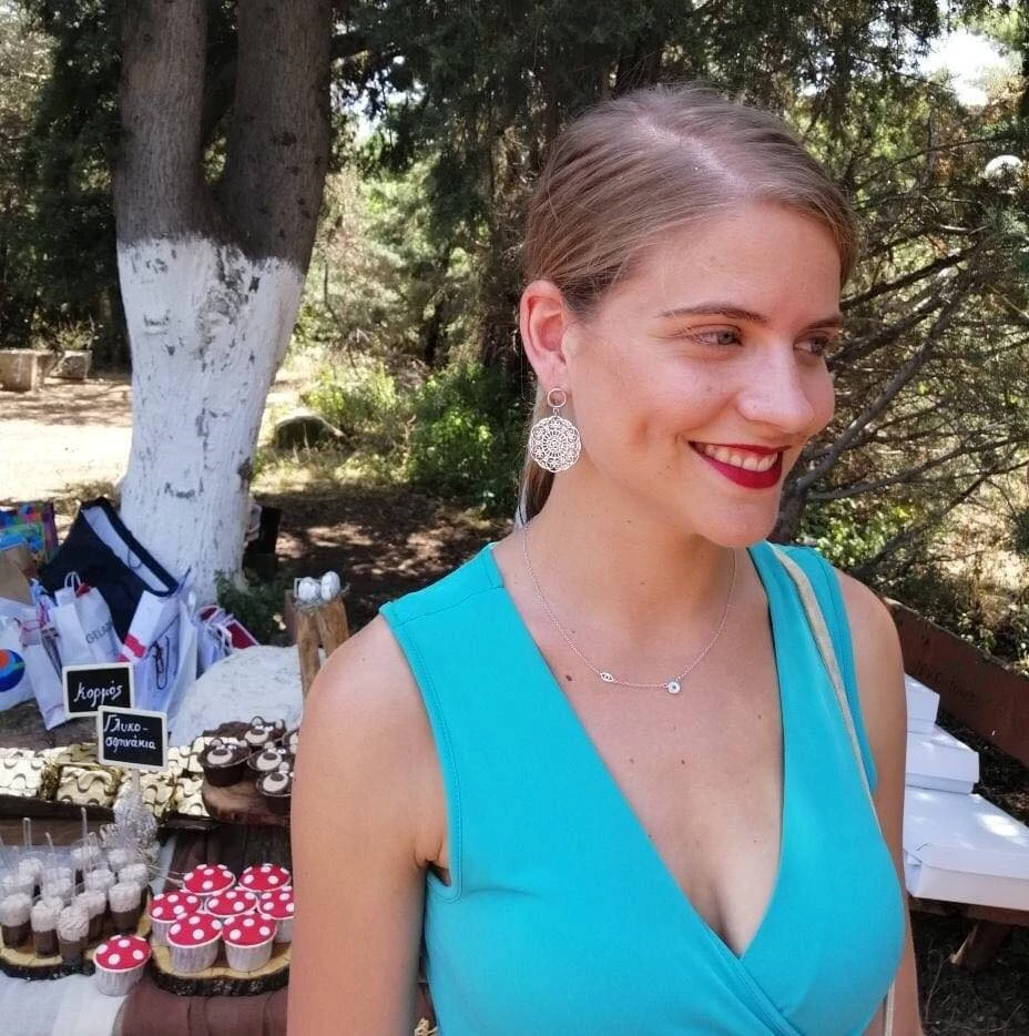 Δανάη Μιχαλάκη | 10 φωτογραφίες της «Δρόσως» από τις «Άγριες Μέλισσες» - εικόνα 3