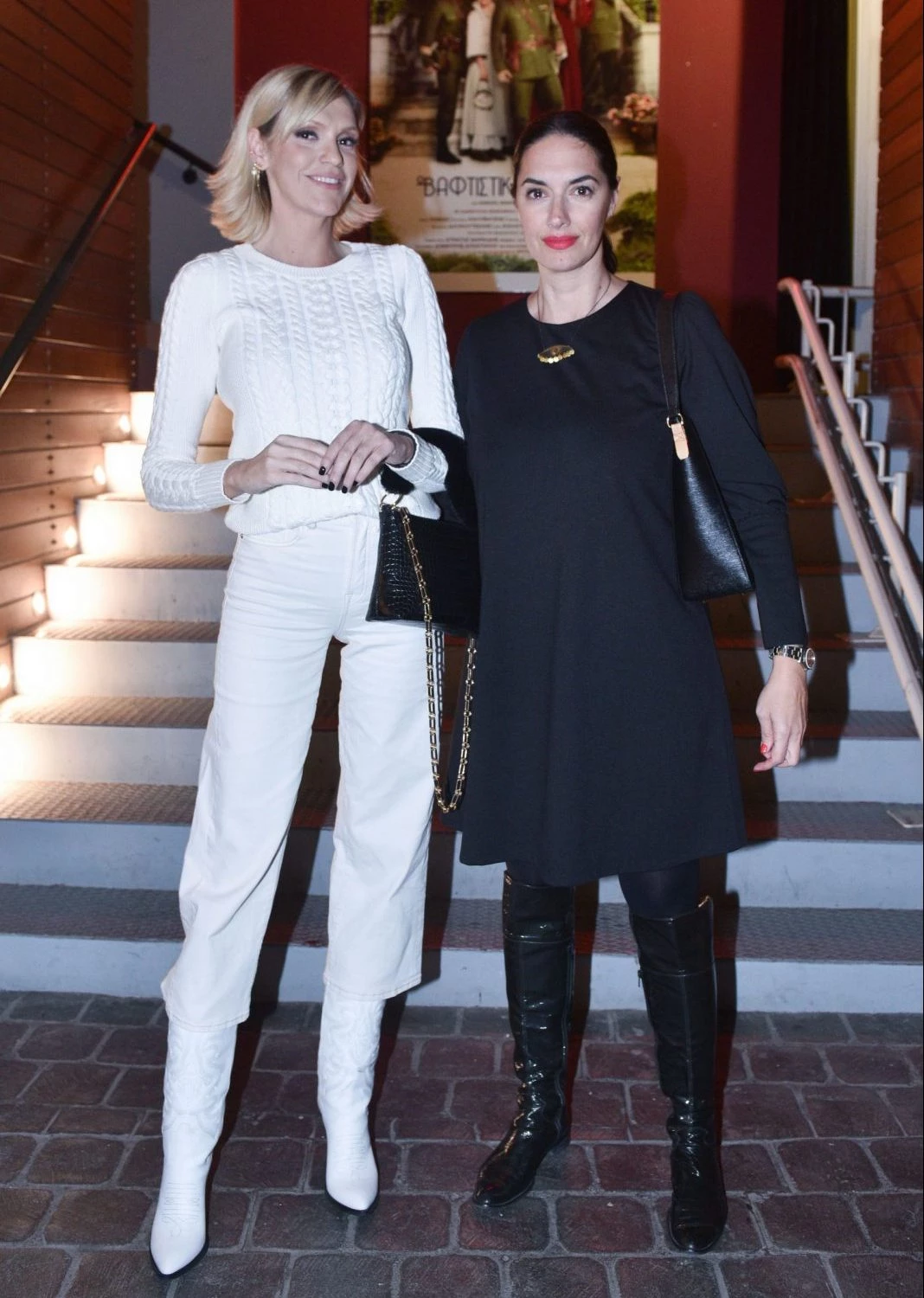 Σάσα Σταμάτη-Νόνη Δούνια | Total white VS total black : Ποια ήταν η πιο καλοντυμένη;