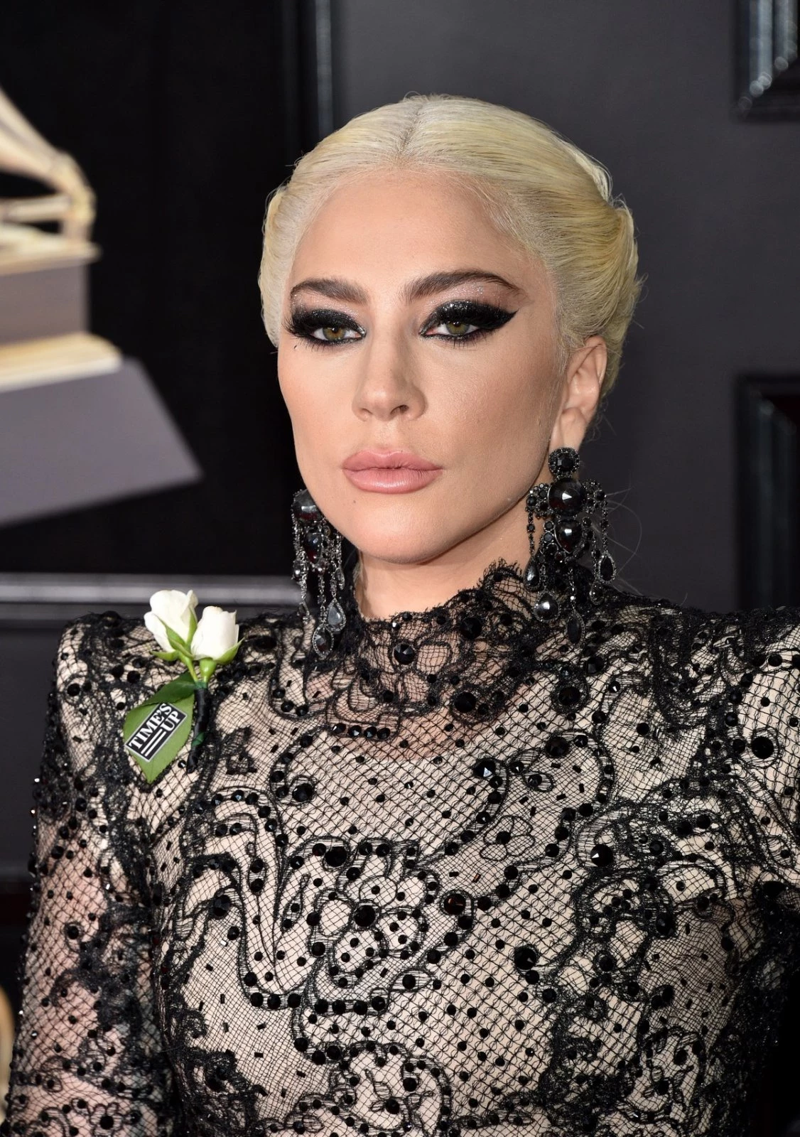 Βραβεία Grammy | Θυμόμαστε τα καλύτερα beauty looks των τελευταίων ετών - εικόνα 2