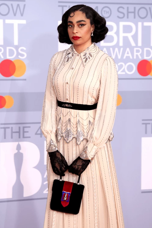 BRIT Awards 2020 | Oι εμφανίσεις στο κόκκινο χαλί των βραβείων - εικόνα 8