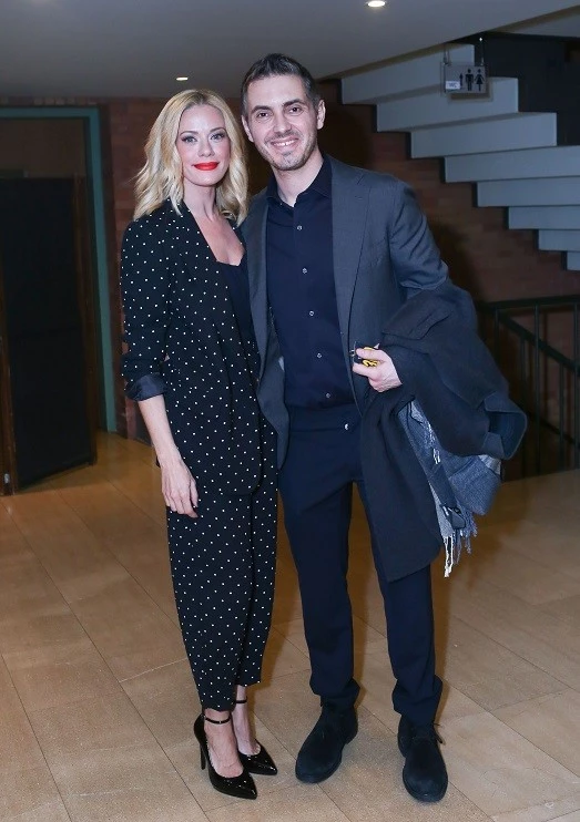 #FashionPolice | Σχολιάζουμε τις εμφανίσεις των celebrities στην κοπή πίτας του ΑΝΤ1 - εικόνα 10