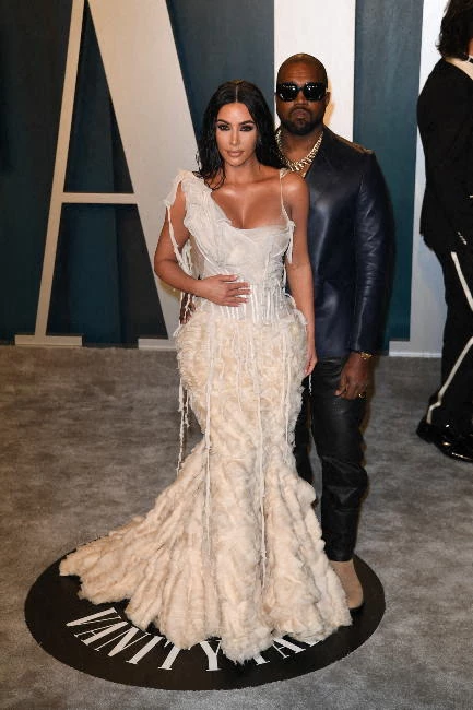 Vanity Fair Όσκαρ party | Oι εντυπωσιακές εμφανίσεις που είδαμε στο κόκκινο χαλί - εικόνα 12