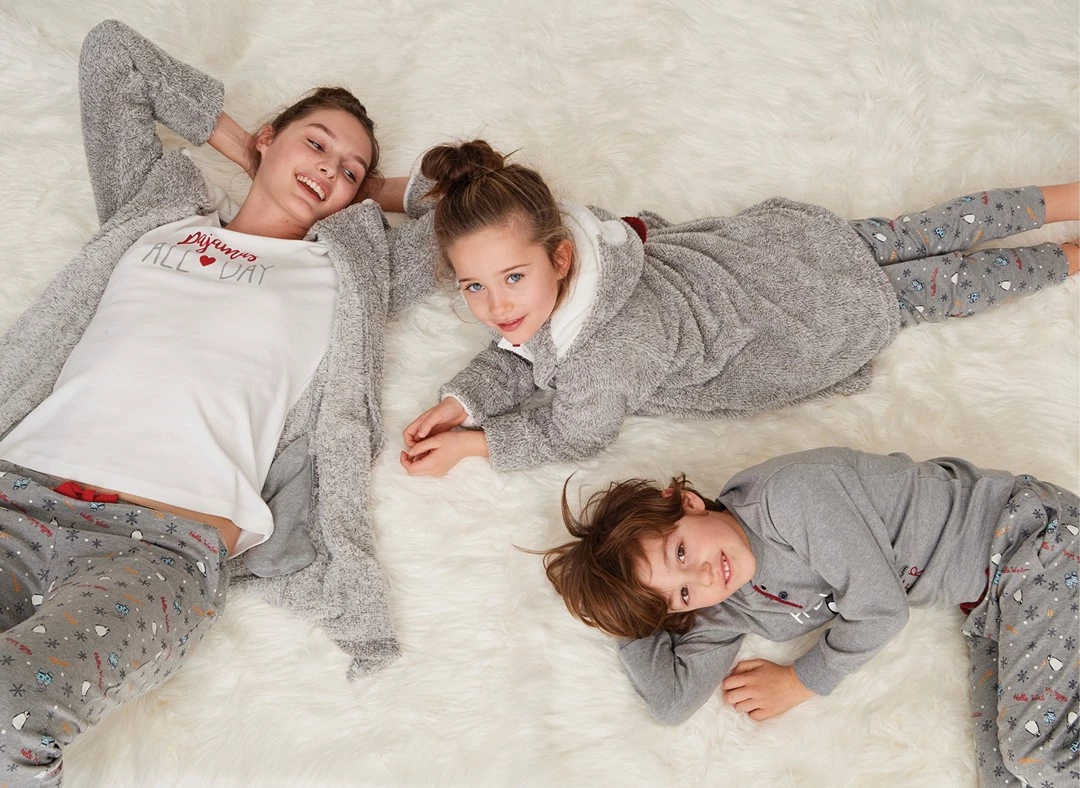 Αυτή η homewear συλλογή θα σε κάνει να μη θέλεις να φύγεις από το σπίτι