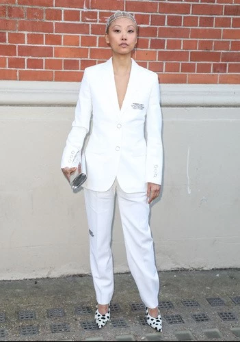 LFW AW '20 | To εντυπωσιακό front row στο show του οίκου Burberry - εικόνα 6