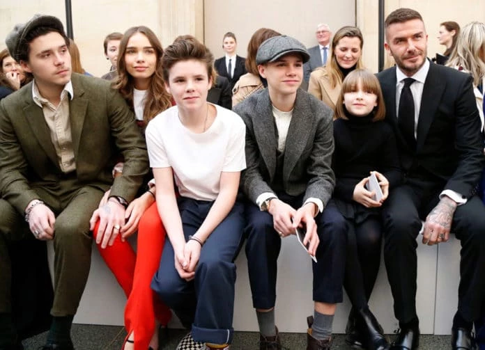 Οι Beckham’s στηρίζουν τη Victoria | Όλες οι φορές που η οικογένεια βρέθηκε στο front row της σχεδιάστριας - εικόνα 8
