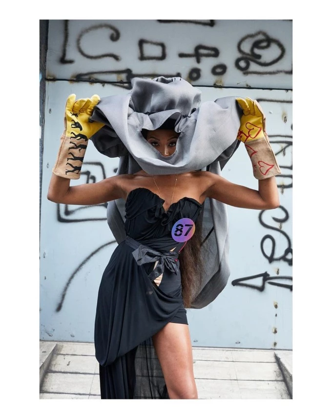Νaomi Campbell | Ποζάρει γυμνή για την καμπάνια της Vivienne Westwood - εικόνα 6