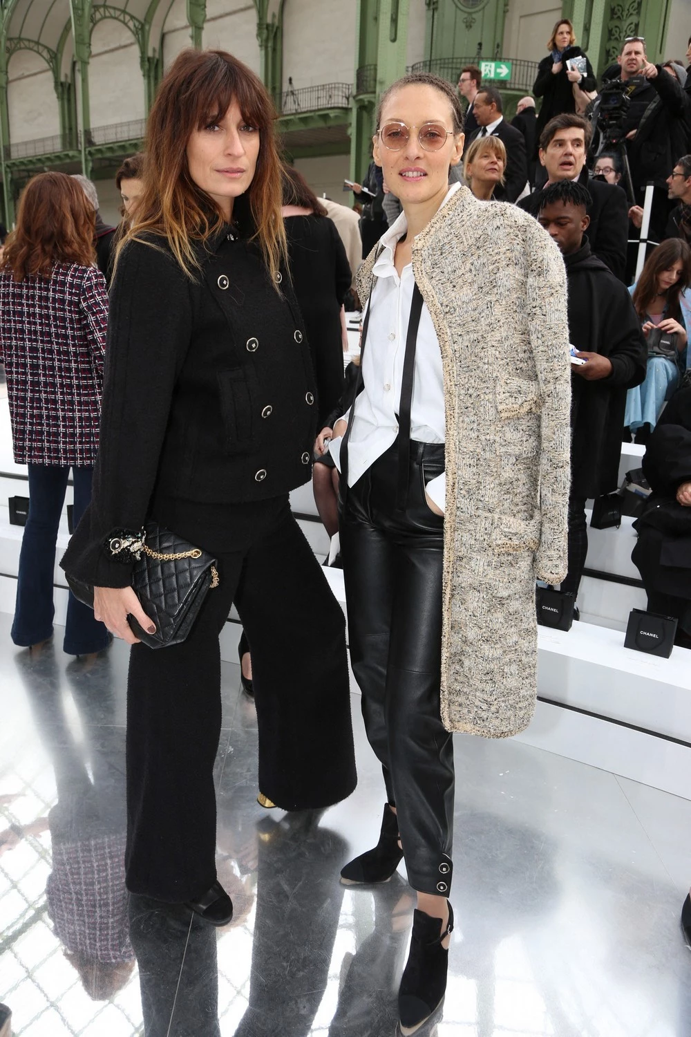 Chanel | Οι stylish front row καλεσμένοι της Virginie Viard που αξίζει να δεις