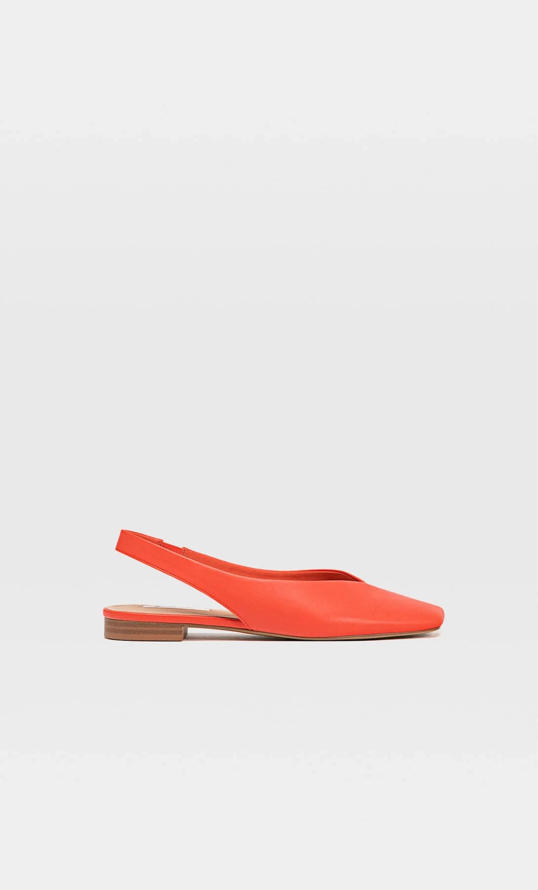 Φλατ παπούτσια από Zara, Mango και H&M που θα αναβαθμίσουν τις ανοιξιάτικες εμφανίσεις σου - εικόνα 4