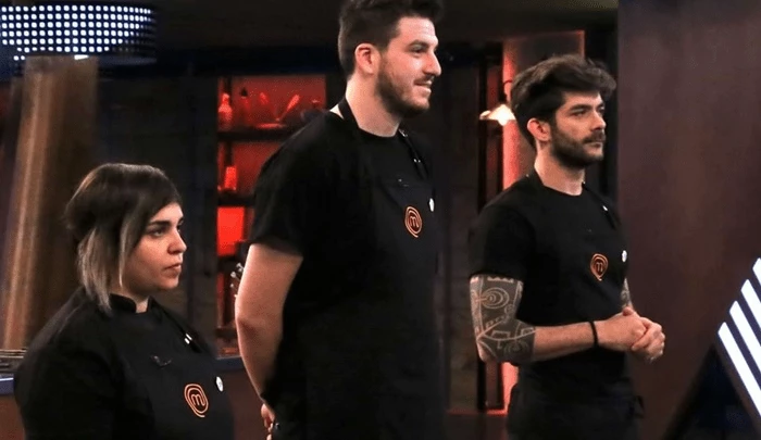 «Αν μου το έλεγαν, δεν θα το πίστευα» η δήλωση της Μενεγάκη για την εκπομπή της, η κόρη της Παπούλια περιγράφει τη ζωή στην Αγγλία εν μέσω κορονοϊού και όλα τα νέα - εικόνα 3