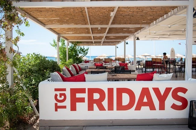 Τα TGI Fridays™ κάνουν πιο cool το καλοκαίρι στο Varkiza Resort - εικόνα 4