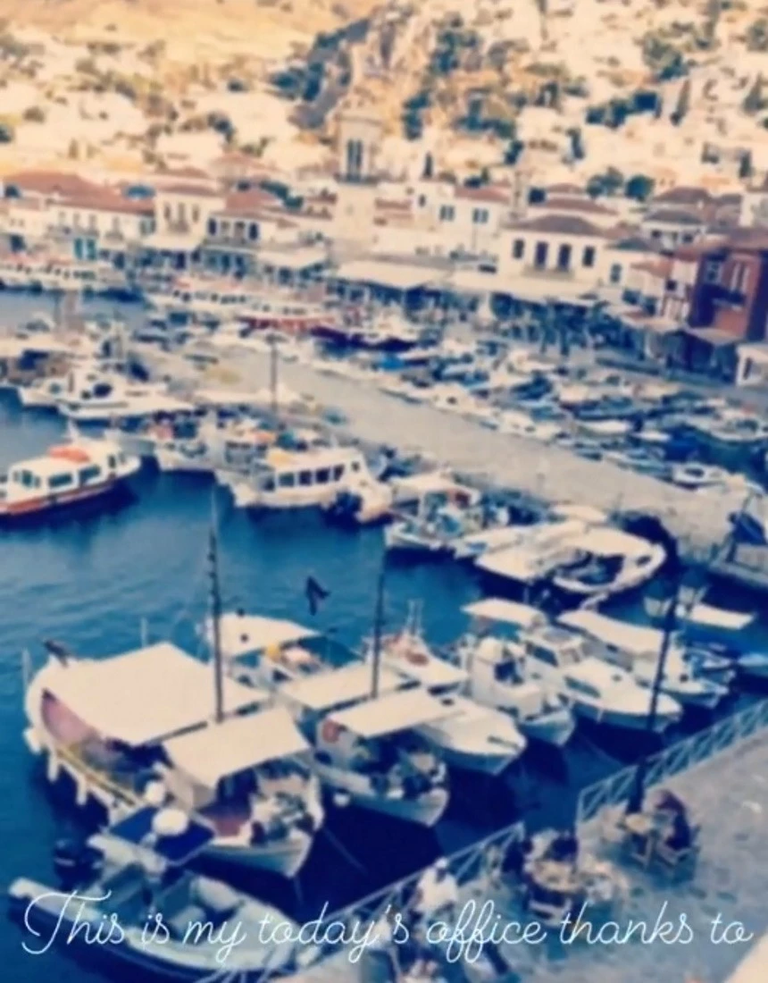 Κωστής Μαραβέγιας & Τόνια Σωτηροπούλου | Απόδραση στην Ύδρα - εικόνα 9