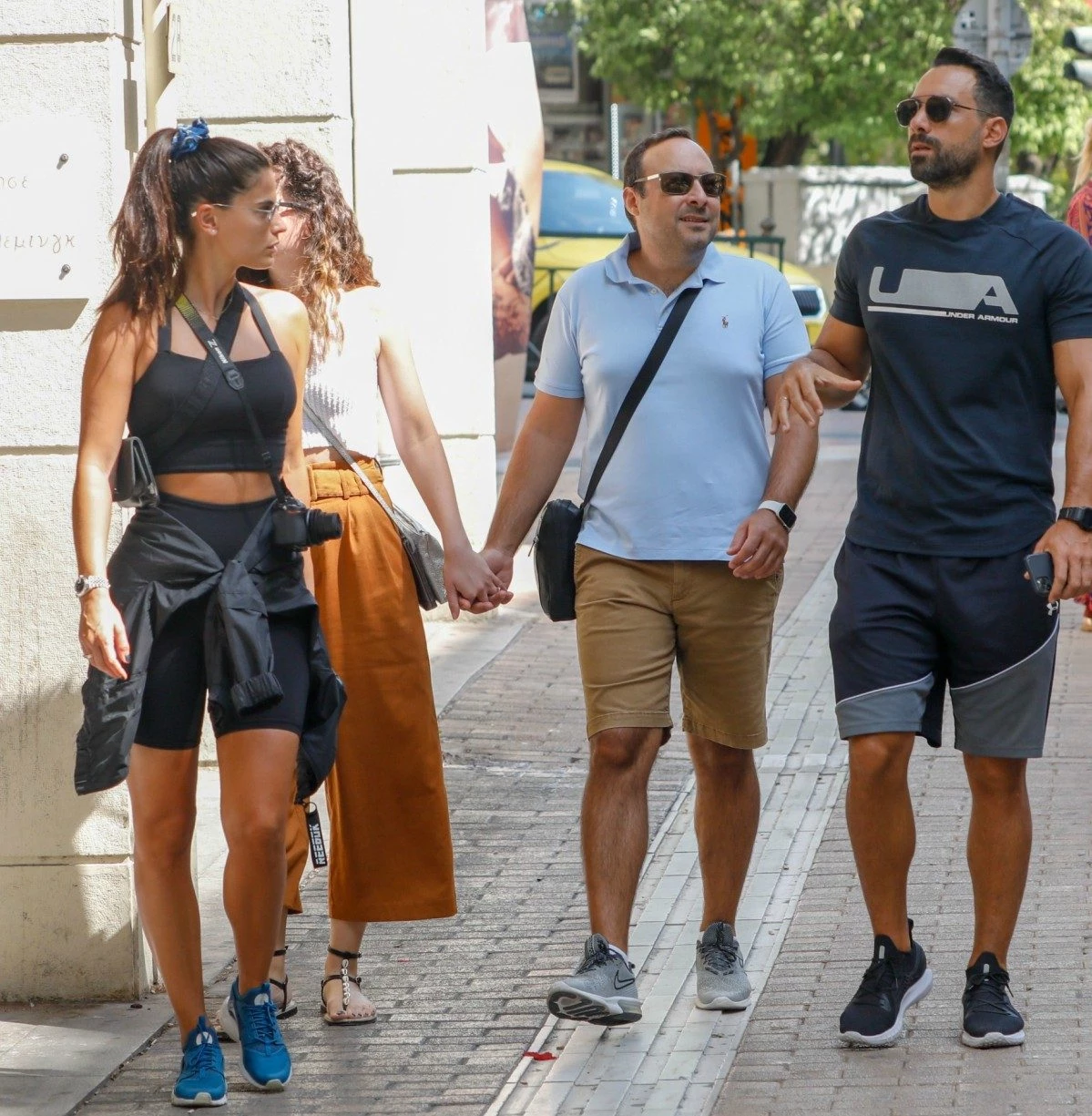 Χριστίνα Μπόμπα | Εντυπωσιακή με μαύρο crop top και κολάν μετά την αποκάλυψη ότι πήρε 7 κιλά - εικόνα 3