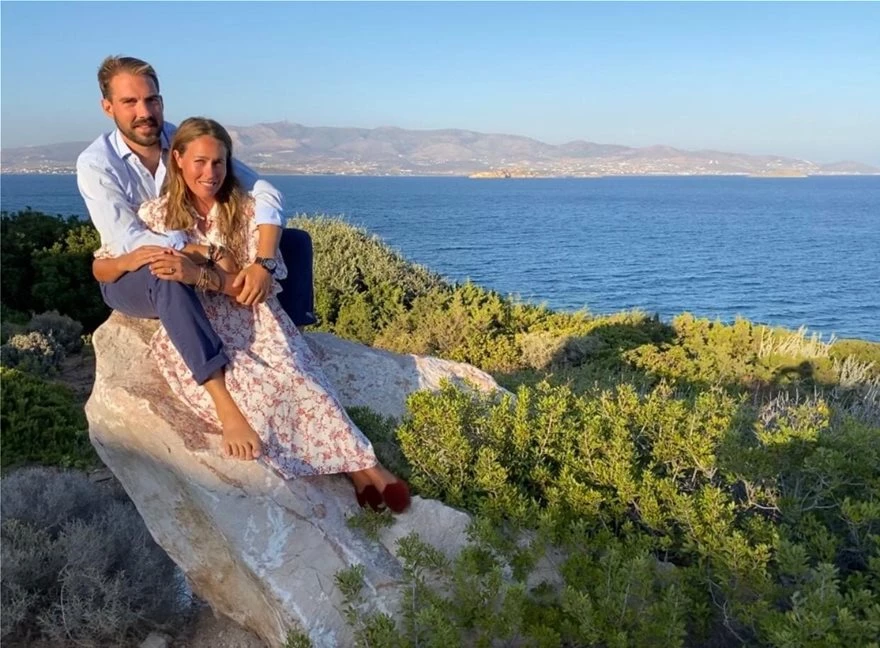 Ο μικρότερος γιος του τέως βασιλιά Κωνσταντίνου, Φίλιππος, αρραβωνιάστηκε με «χρυσή» κληρονόμο