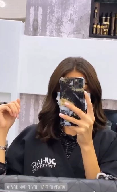 Στο κομμωτήριο η Ειρήνη Καζαριάν | Δες το νέο hair look της