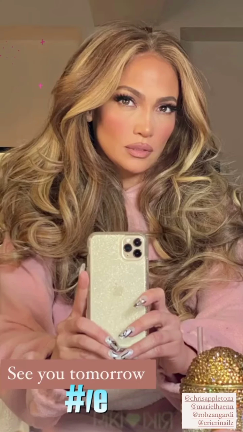 To show-stopping hair art της Jennifer Lopez είναι ό, τι πιο ωραίο είδαμε στο Instagram