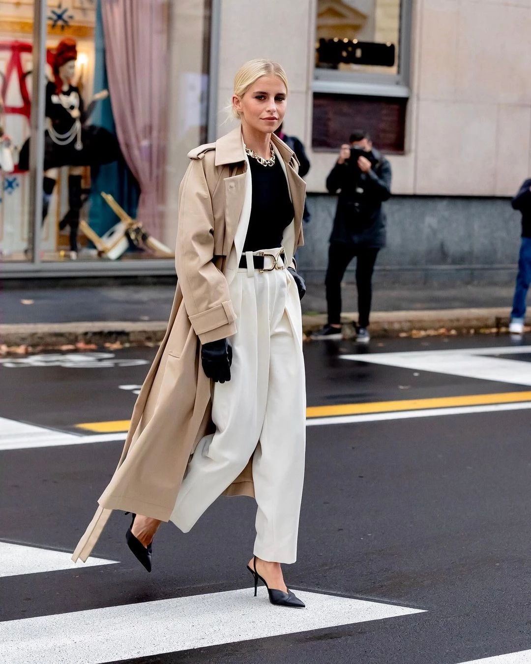 White is the new black | 10 looks που θα σε πείσουν πως το λευκό είναι η απόλυτη απόχρωση του χειμώνα