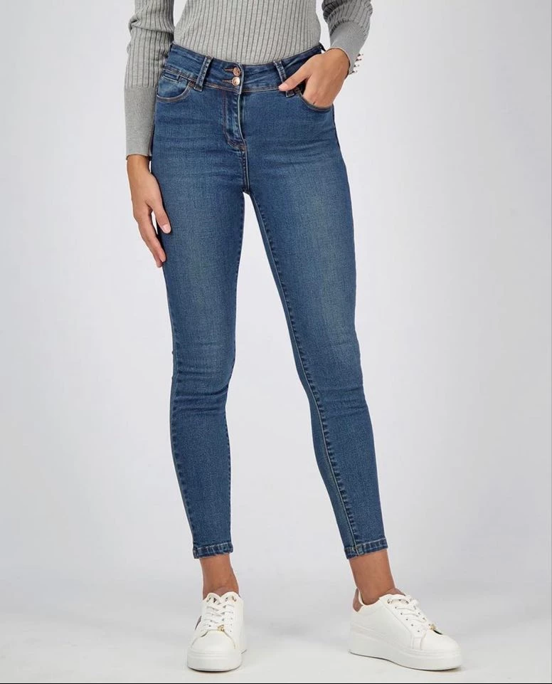 Denim on denim | Φόρεσέ το όπως η Μαρία Μπεκατώρου - εικόνα 2