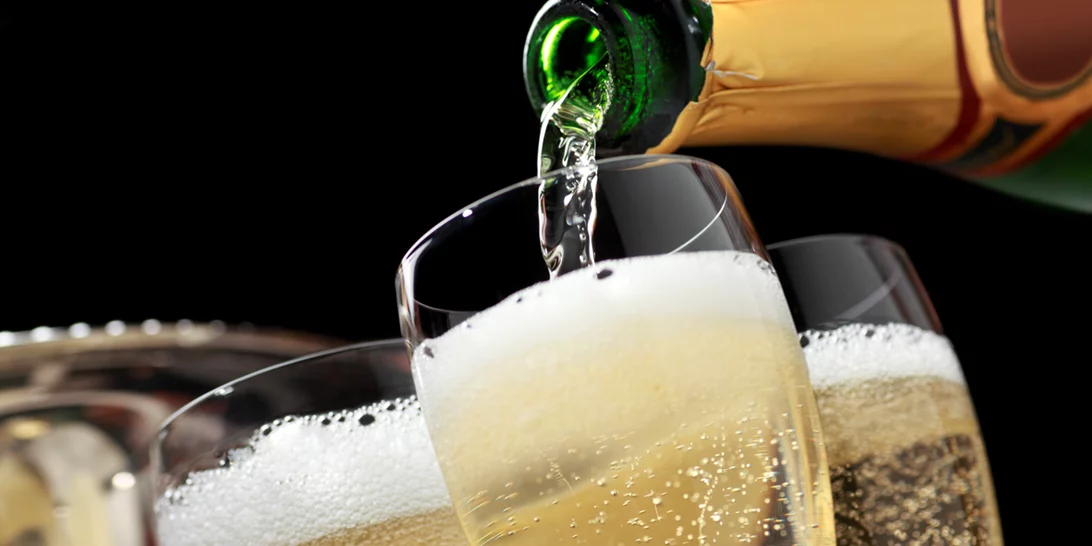 Βρετανία | Όχι σαμπάνια τα Χριστούγεννα; Βρετανοί εισαγωγείς καλούν την κυβέρνηση να δράσει μπροστά στην έλλειψη οδηγών