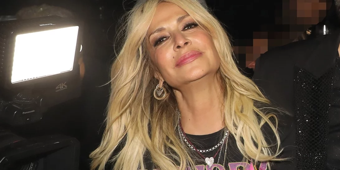 Άννα Βίσση | 3 αλλαγές στην εμφάνισή της που την έκαναν να δείχνει 20 χρόνια νεότερη