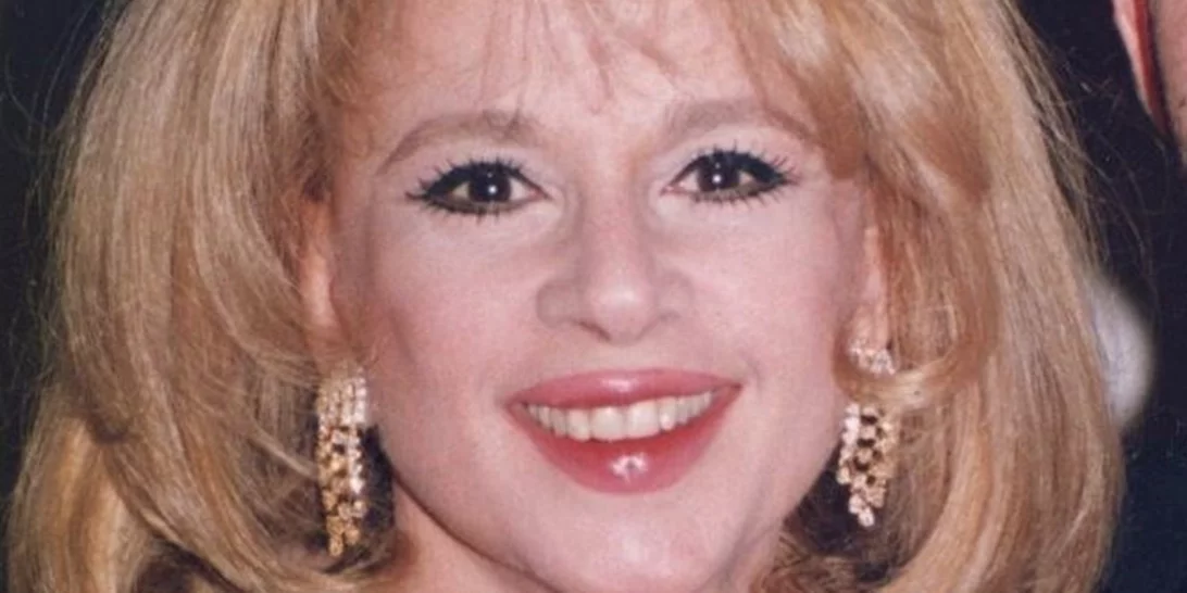 Αλίκη Βουγιουκλάκη | Αδημοσιεύτη φωτογραφία από τo υπνοδωμάτιο της στο Θεολόγο