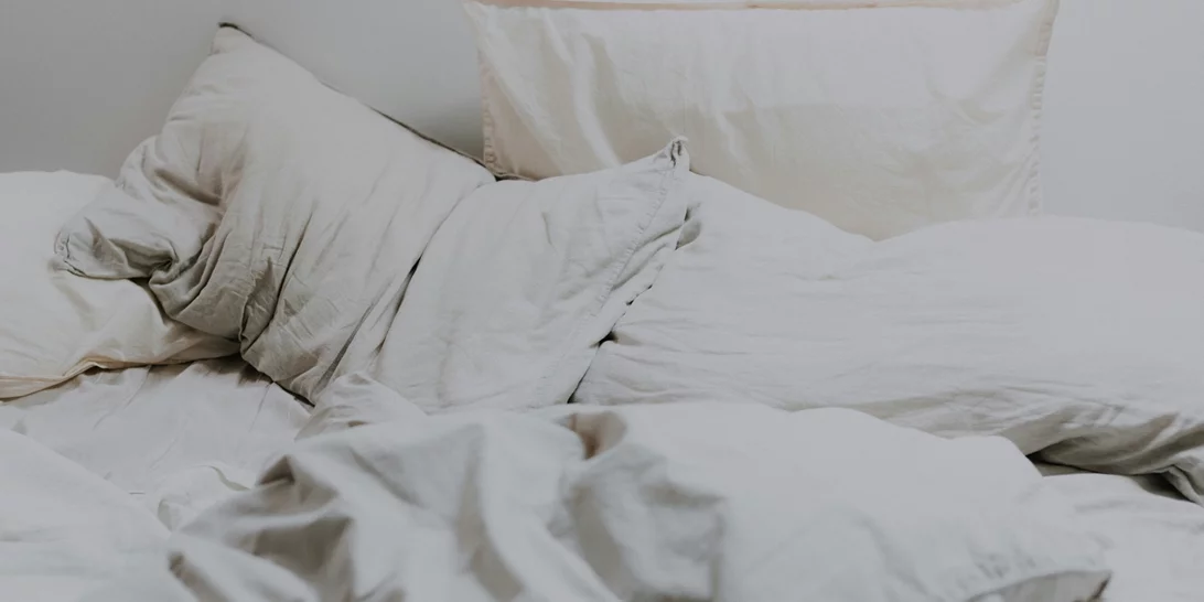 Πώς να πλένεις τα μαξιλάρια σου ώστε να παραμένουν φρέσκα και αφράτα