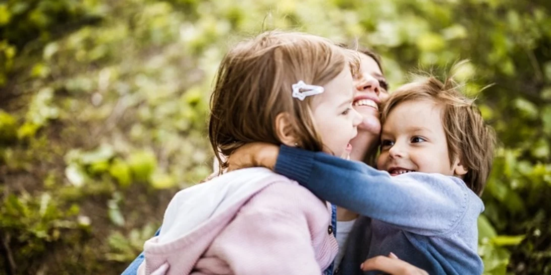 Έρευνα αποκαλύπτει ότι οι γονείς έχουν "αγαπημένο παιδί"| Ποιο είναι και γιατί;