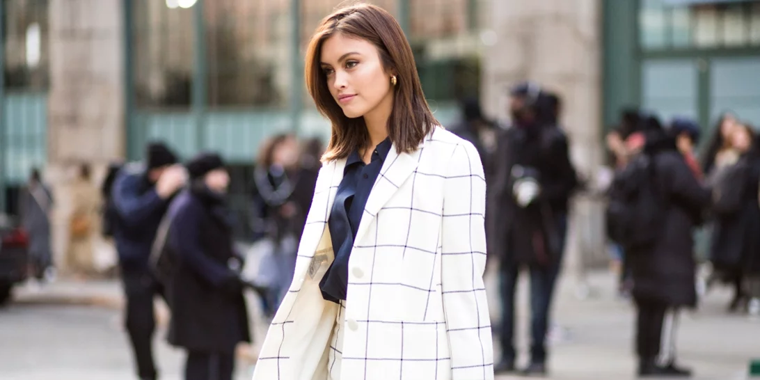 Πώς θα φορέσεις το λευκό παντελόνι την άνοιξη